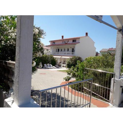 Spacious Apartment in Palit with Private Garden