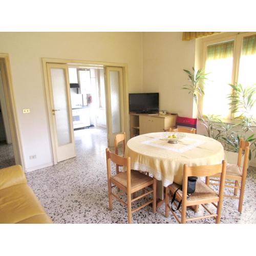 Spacious Apartment in Pescara, 120 m², Ideal for Families