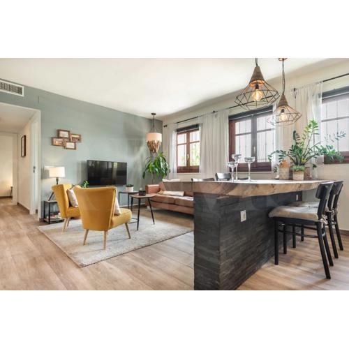 Spacious apartment next to Plaza de la Merced by REMS