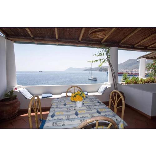 Spacious Apartment with Sea View in Lipari