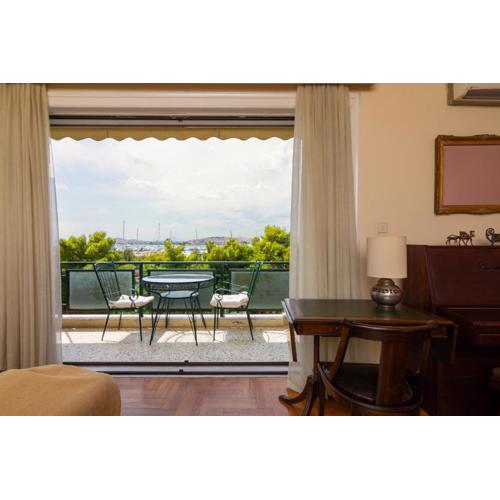 Spacious Apt Next to Marina Flisvo