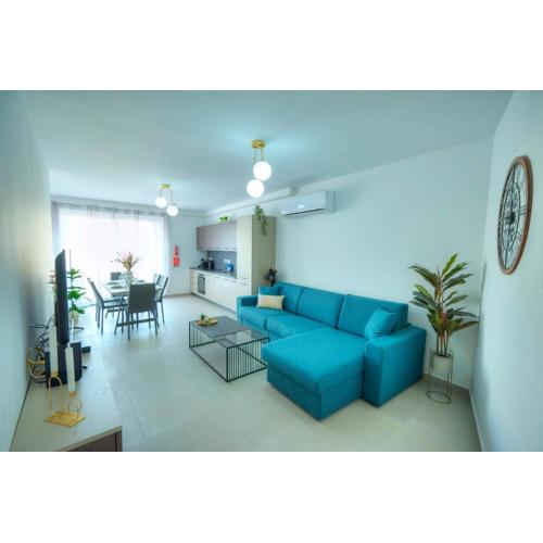 Spacious, bright & modern 3 bedrooms, balcony APIC1-1