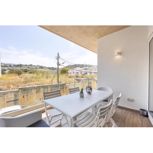 Spacious, Bright&Terrace Views Home by QuickTips