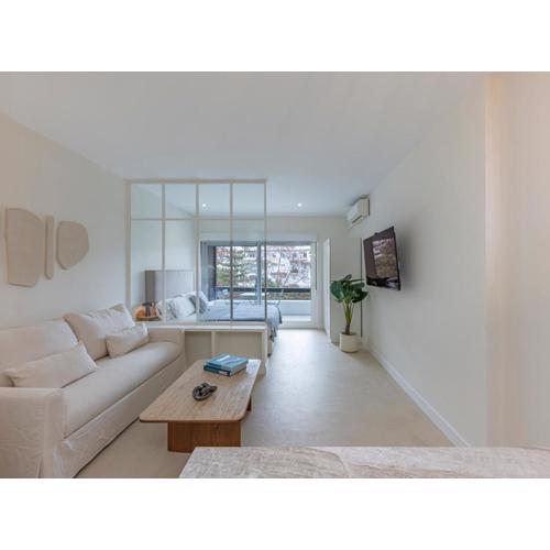 Spacious & Comfy Studio in Golden Mile