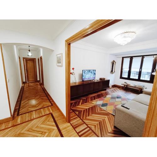 Spacious Confortable Next Beach and Pintxos Area