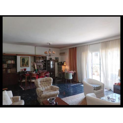 Spacious Double room in the Center of Athens
