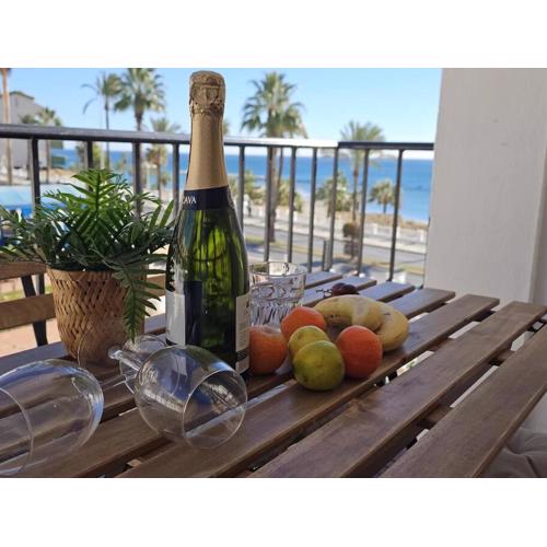 Spacious Front Line Beach 3 Bedroom apartment with amazing sea views a few steps from the beach BY NAMASTE ELITE