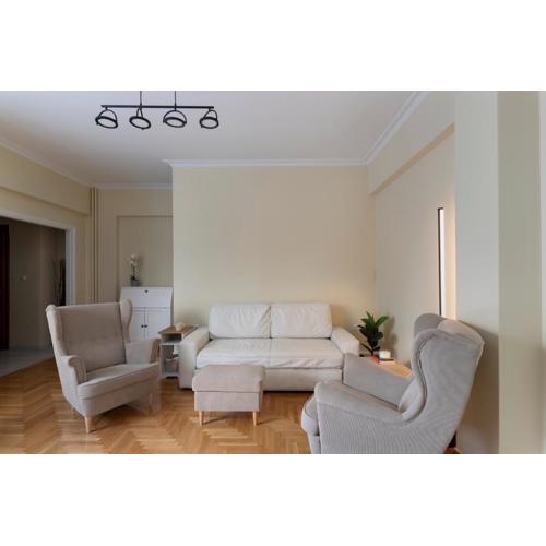 Spacious Heart of the City Apartment - Ermou Street Syntagma