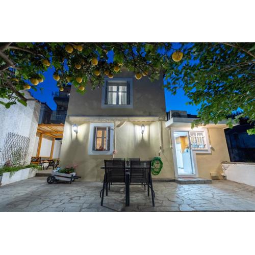 Spacious Home with Yard, Mytilene Lesvos