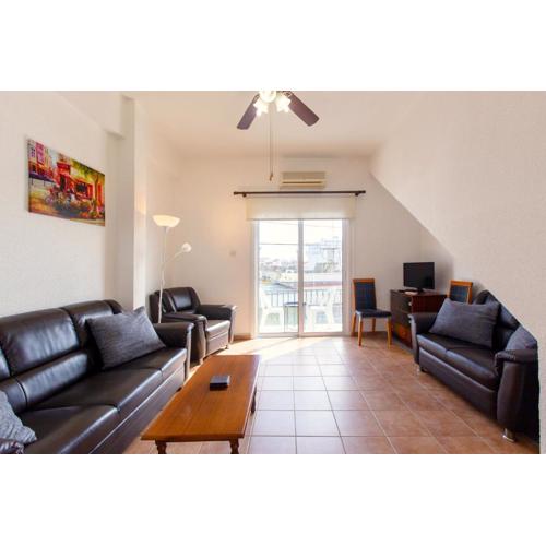 Spacious Larnaca Beach Apartment