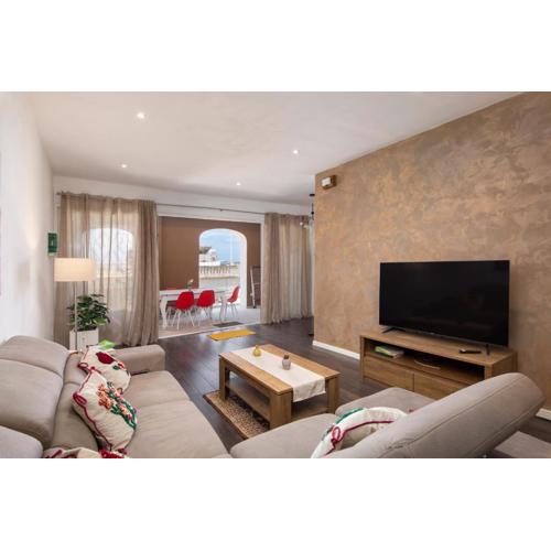 Spacious Luxury 3BR Apartment with Terrace & Open Views - Zurrieq, close to sea