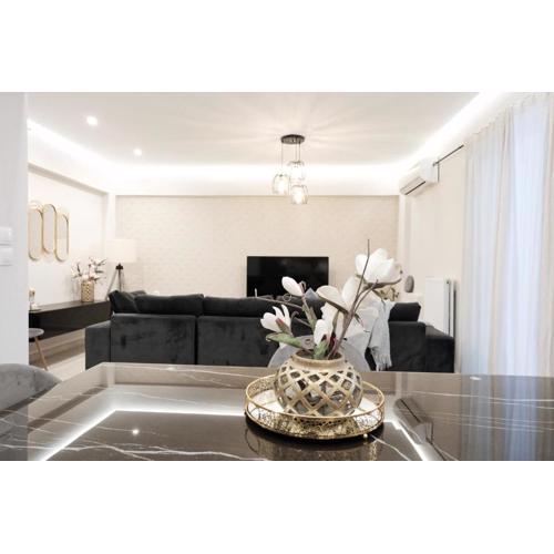 Spacious Maisonette Nearby Acropolis