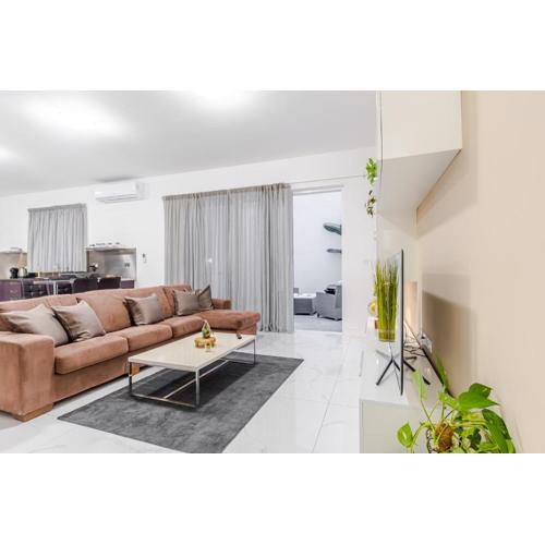 Spacious Mellieha 3BR Apartment with Big Balcony and Prime Location