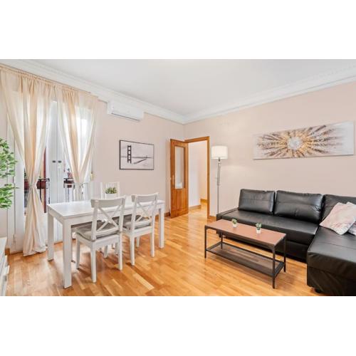 Spacious modern flat in the centre of Madrid - Infantas