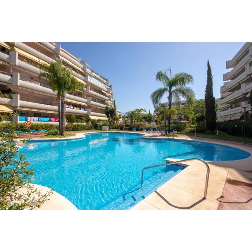 Spacious Modern Penthouse Guadalmina, San Pedro