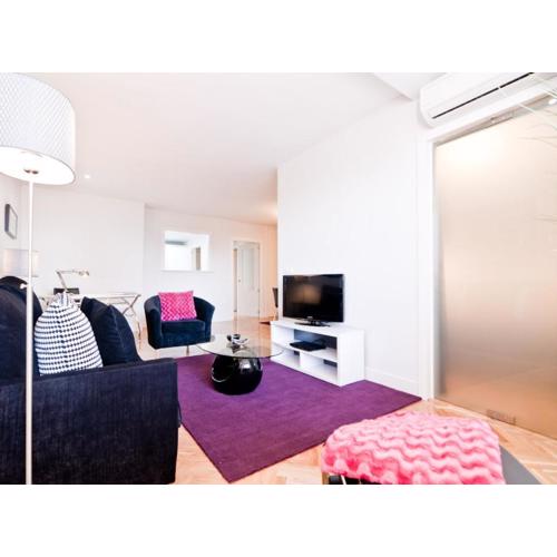 Spacious Temporary Apartment in Madrid Argüelles Close to Moncloa, Chamberí & Gran Vía, Princesa V