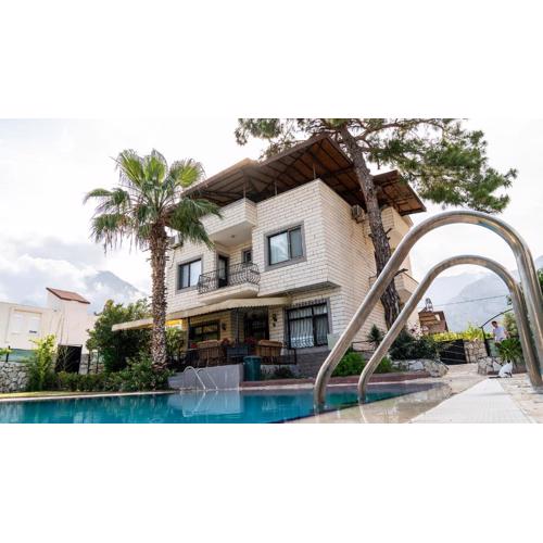 Spacious Villa with Sea and Mountain View