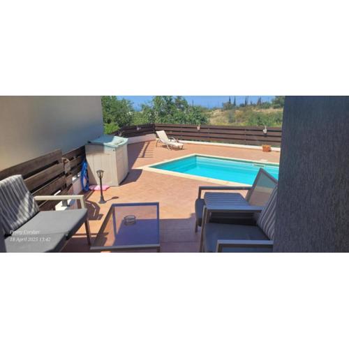 SpaciouSeaview Townhouse with Rooftop Lounge