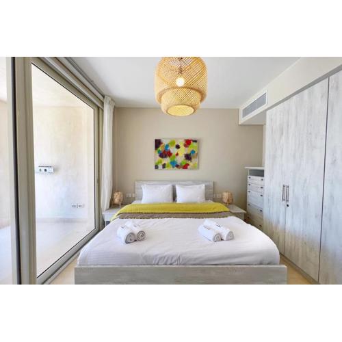Sparky & Summery 2 BDR Mangroovy Free Beach & Pool Access