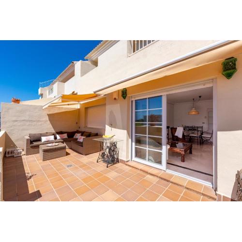 Spectacular Penthouse Puente Romano