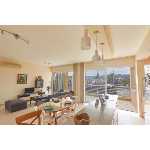 Spectacular Sea View, private jacuzzi & table pool