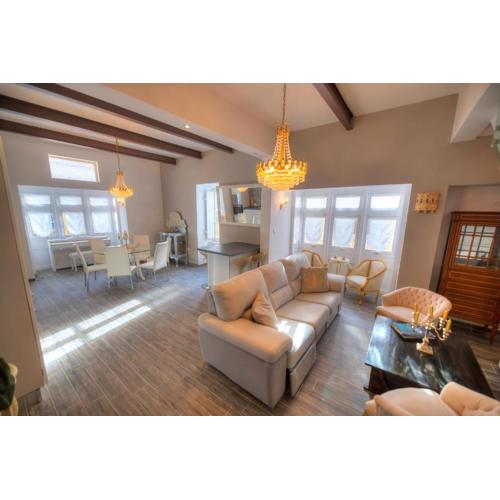 Spectacular spacious house with sun terrace ILJU1-1