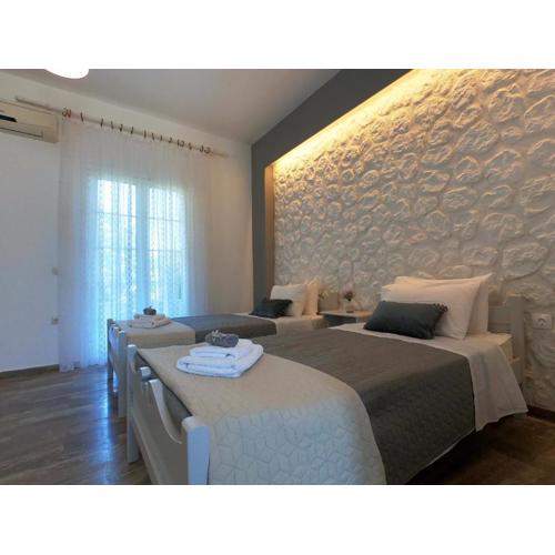 Spiridoula 1 Studios & Apartments