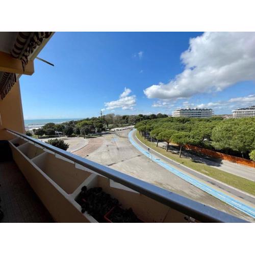 Splendid apartment near the sea