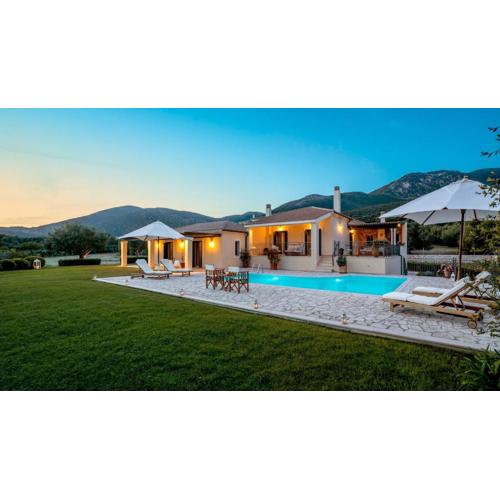 Splendid Kefalonia Villa 2 Bedrooms Villa Olivia Great Sea Mountain Views Trapezaki