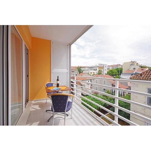 Split in your pocket apartment for 4 person