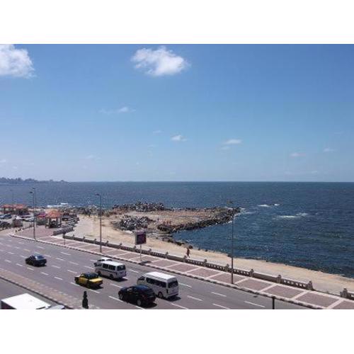 Sporting Panorama Apartment(Families Only)