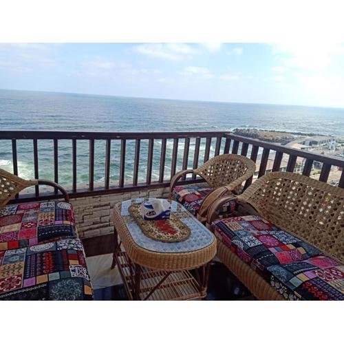 sporting sea view two bedroom appartement