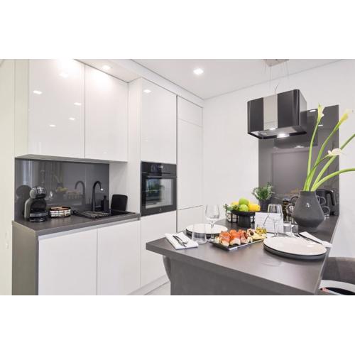 S&S Luxury Apartment 10 Minutes walk to Old Town, free parking