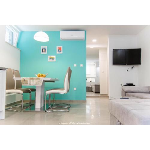 S&S SPLIT APARTMENT
