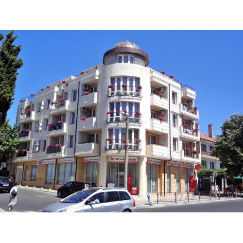 St. George Apartments