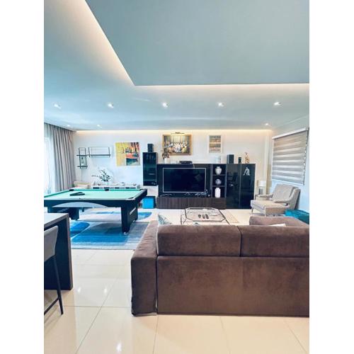 St Julians 2BR Luxury Apartment