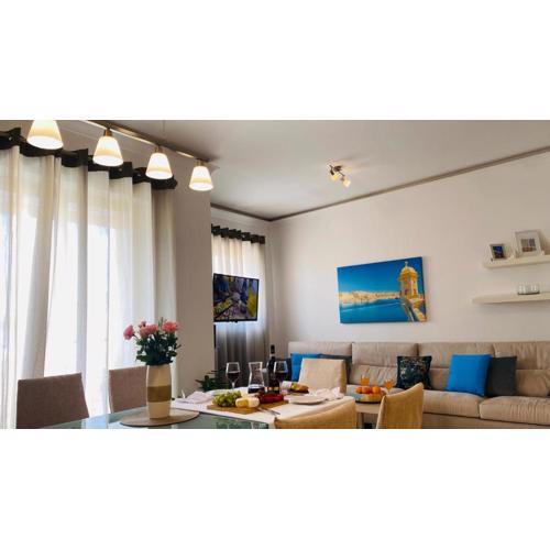 St Julians Cute Holiday Apartment with side seaview