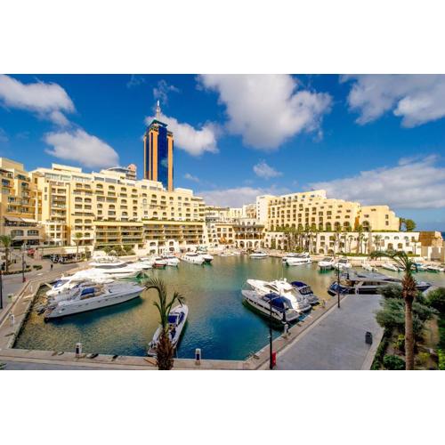 St. Julians Portomaso Marina Antique Apartment