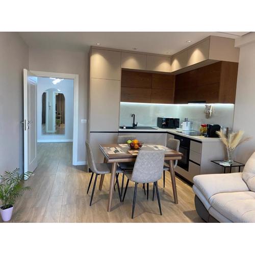 Star Apartment