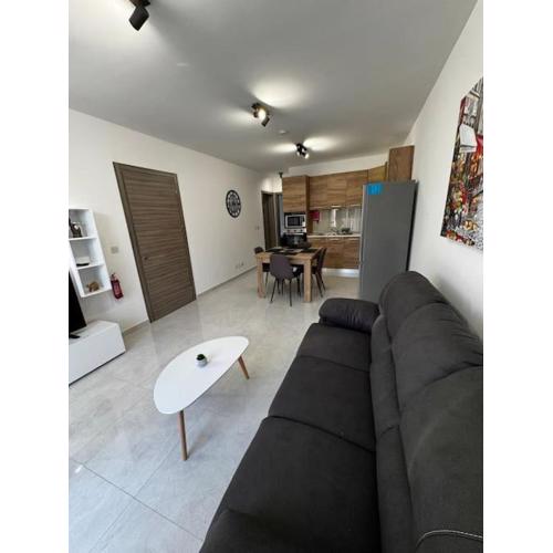 Starlight 2 Bedroom Apt in Gzira