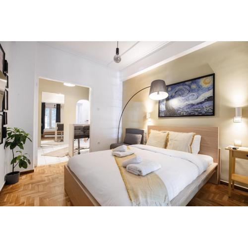 Starry Nights - Elegant Studio in Athens