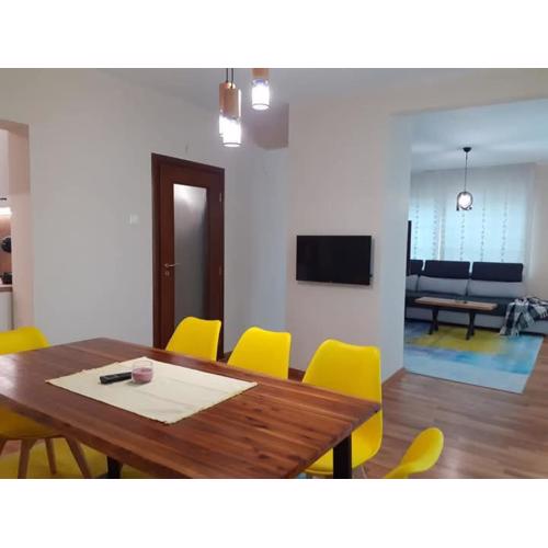 Statevi Guest Apartment 1
