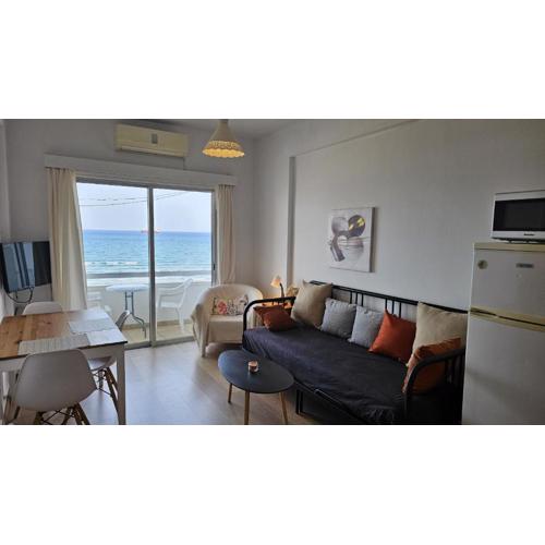 STAY Dreamy Seaside Apartment