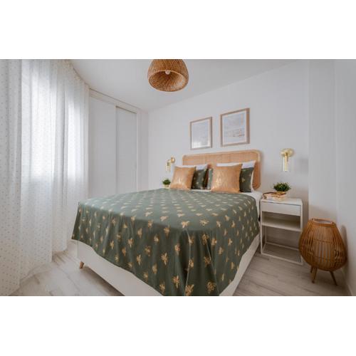 Stay in Torrevieja Cozy City & Sea