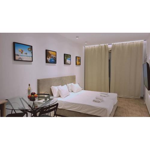STAY Napa Velvet Apartment