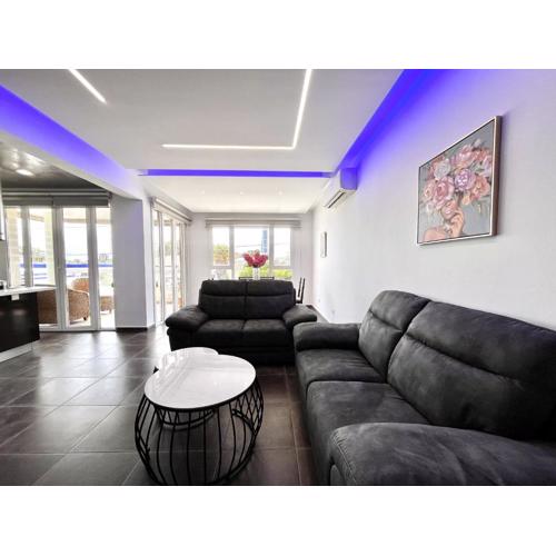 STAY NEO Coast Apartment