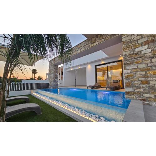 STAY Oasis Luxury Villas