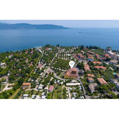 Stefy House 50 mt near The Lake - Happy Rentals