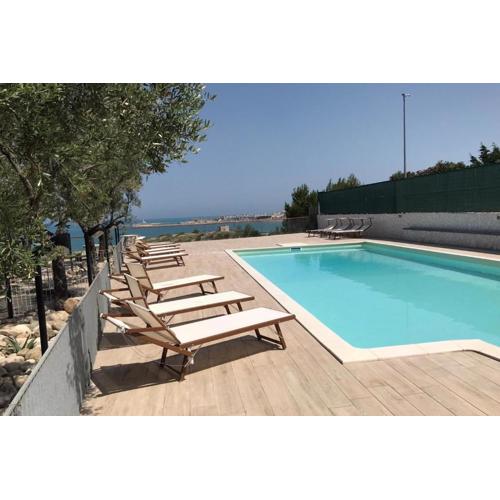 Stella Marina with Pool 100 m from beach