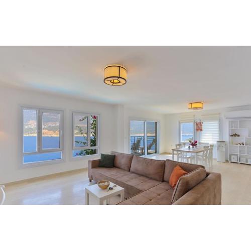 Stella Sea View & Access to Sea